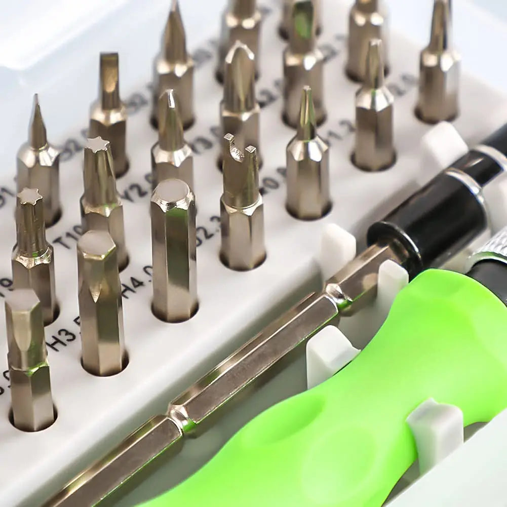 32-in-1 Mini Precision Screwdriver Set with 30 Magnetic Screwdriver Bits Manual Repair Tools for iPhone PC Watch Computer Repair